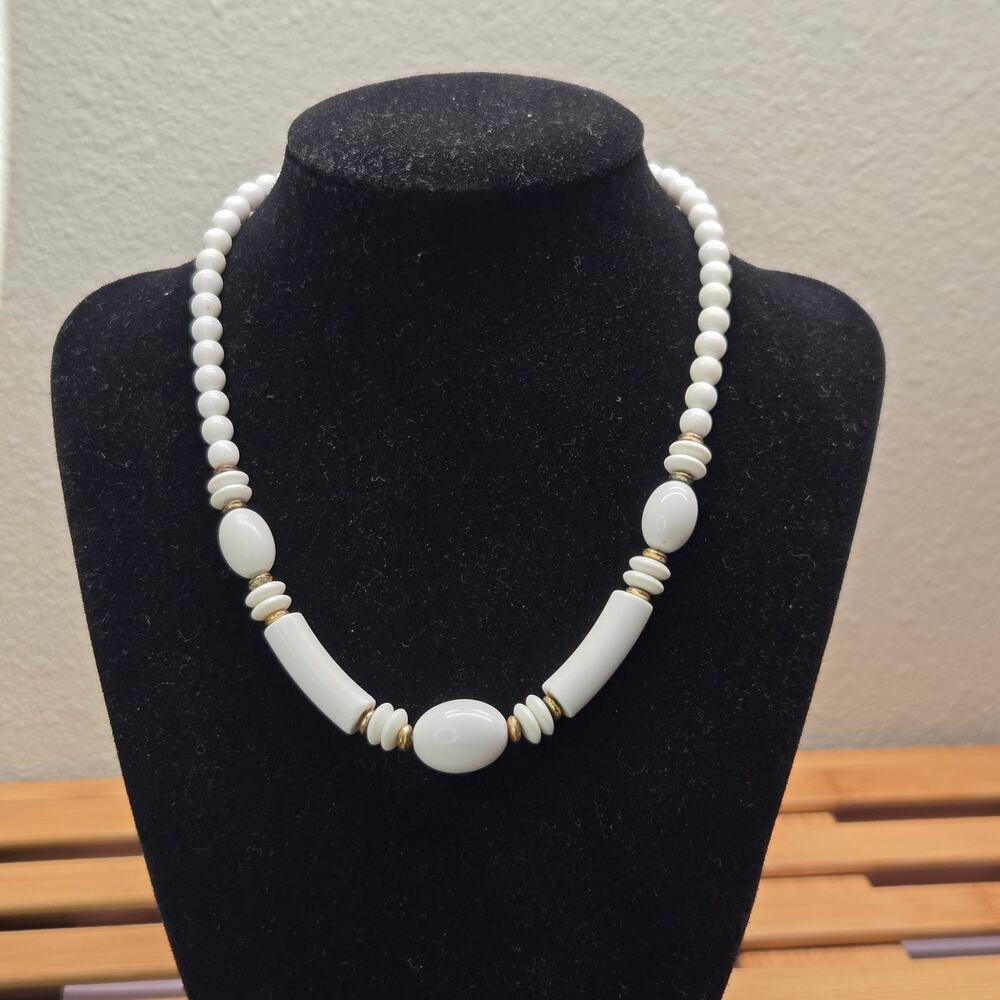 VTG White Resin Lucite Bead Statement Necklace Gold T Spacers Chunky Mid Century